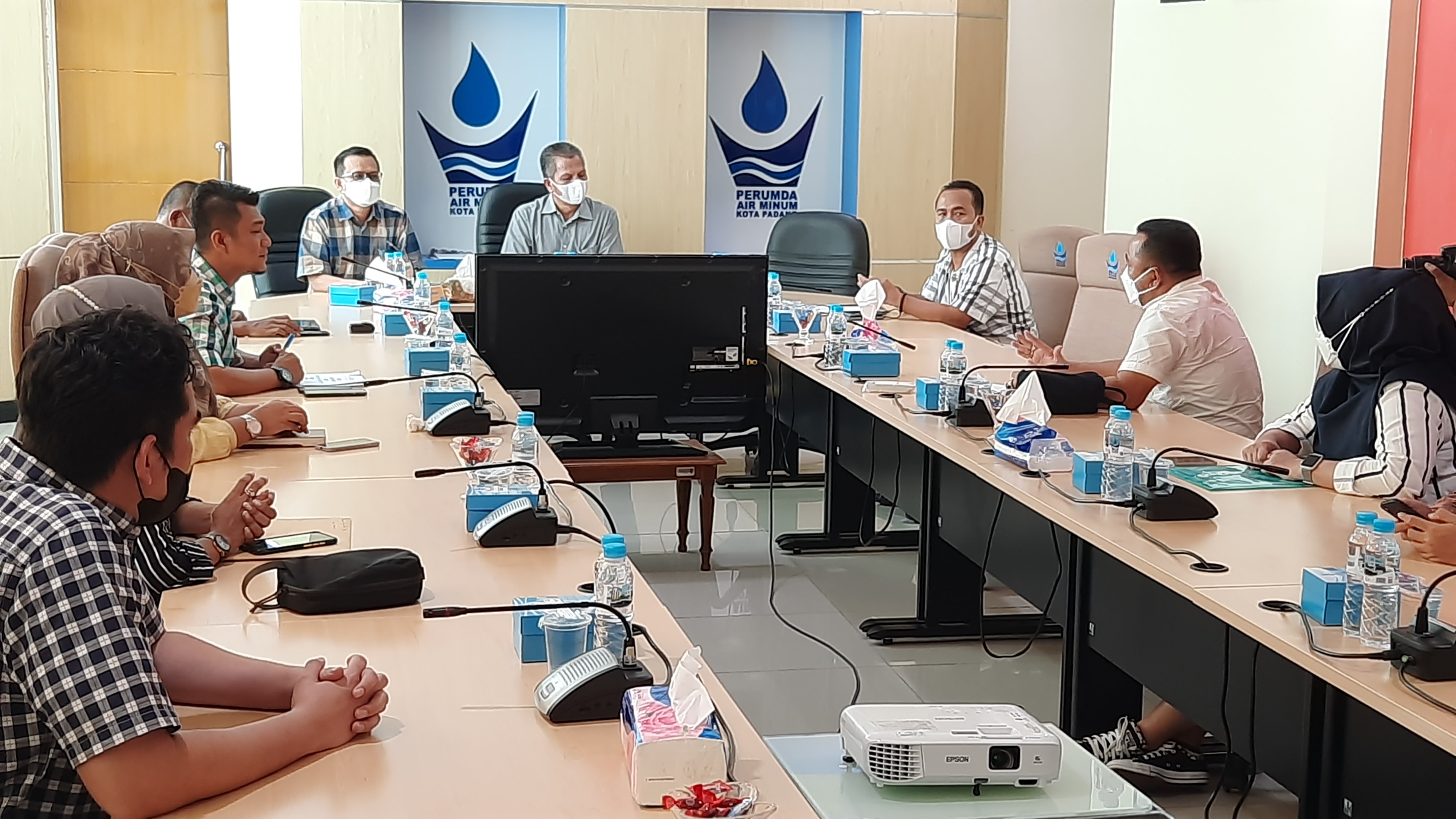 KI Sumbar Visitasi Ke Perumda Air Minum Kota Padang