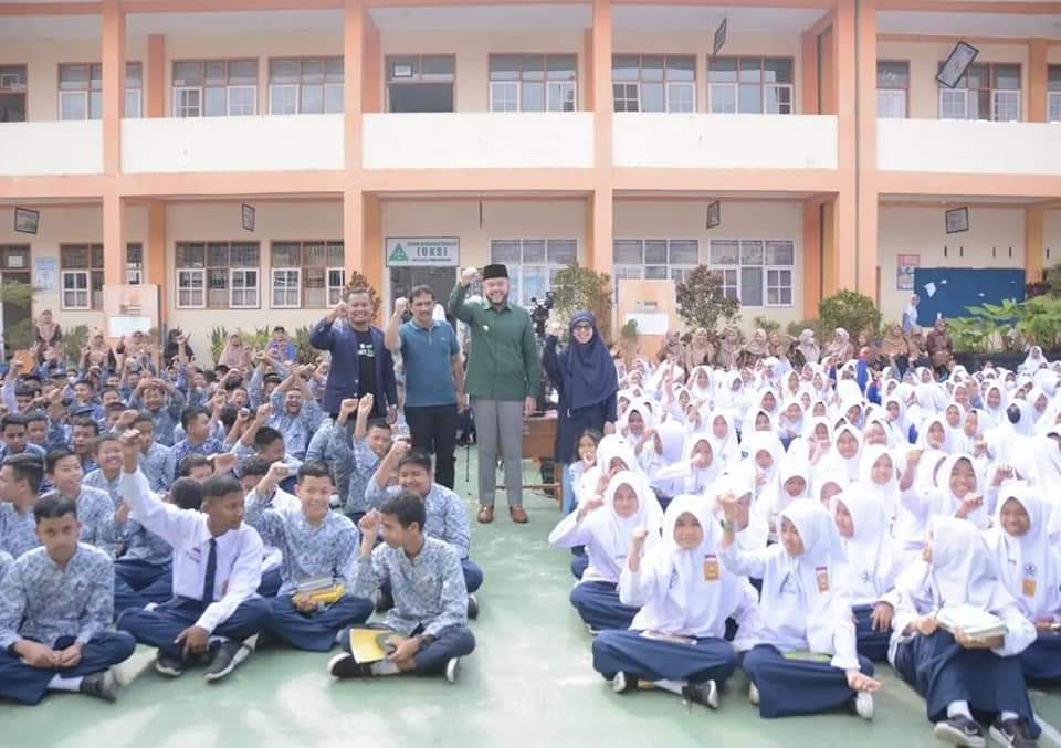 Wako Fadly Amran Apresiasi Kompetisi Cerdas Cermat Ruangguru 