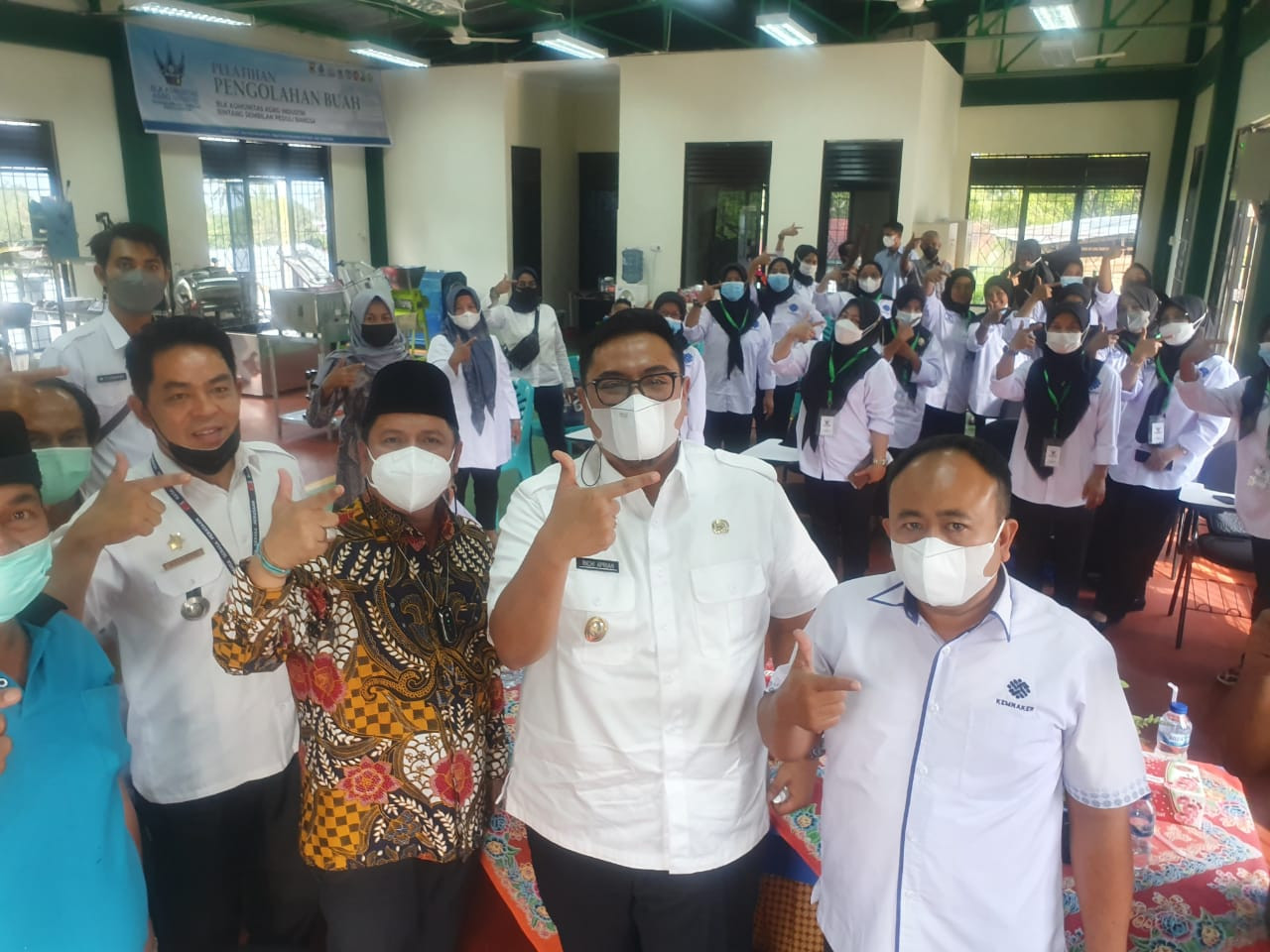 Ibu-Ibu Peserta Pelatihan BLK Komunitas Dirikan Koperasi Fatonah Barokah