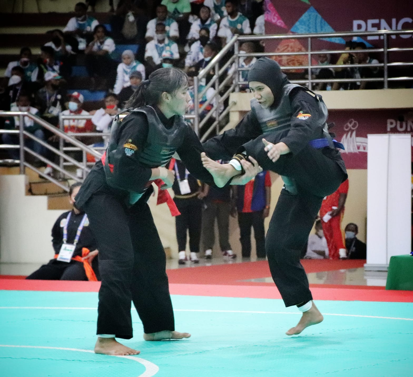 Dua Pesilat Sumbar Melaju ke Semifinal
