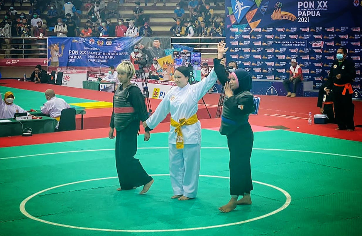 Winda Nova Yelni Pesilat Sumatera Barat Menambah Pundi-Pundi emas
