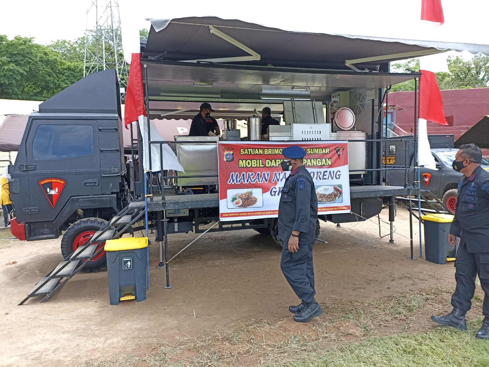 Ada Dapur Gratis dari Polda Sumbar saat Gebyar Sumdarsin di GOR H Agus Salim