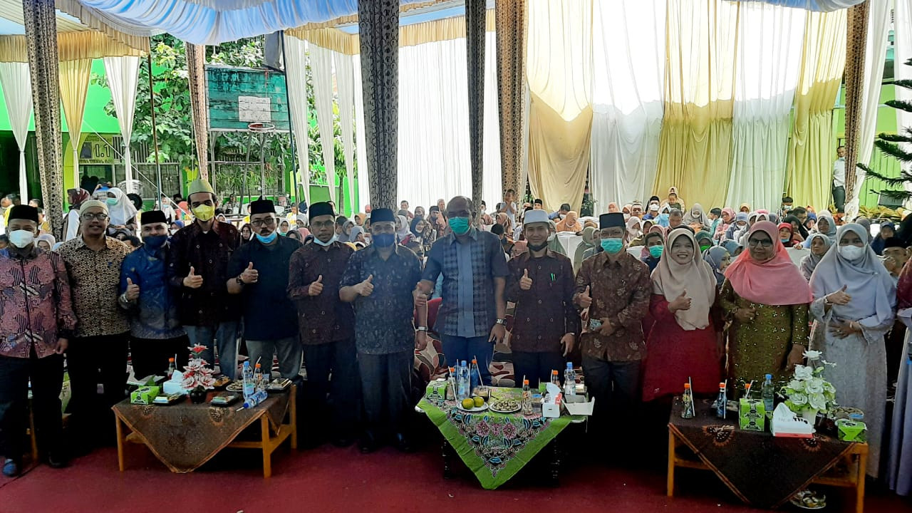 Supardi Menghadiri Haflatul Qur\