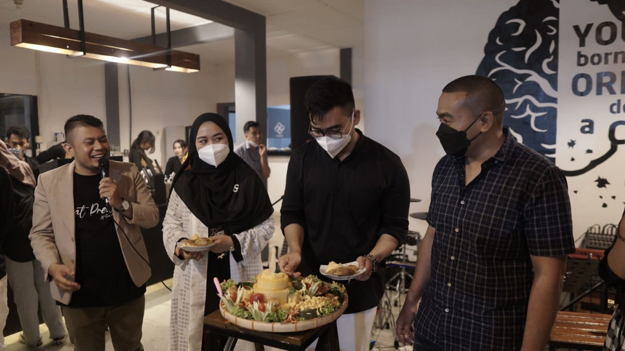 Kedai Kopi Foursides Jalan Dobi 33 Diresmikan Audy Joinaldy,  Wahyu: Disini Bisa Tempat Temukan Ide 