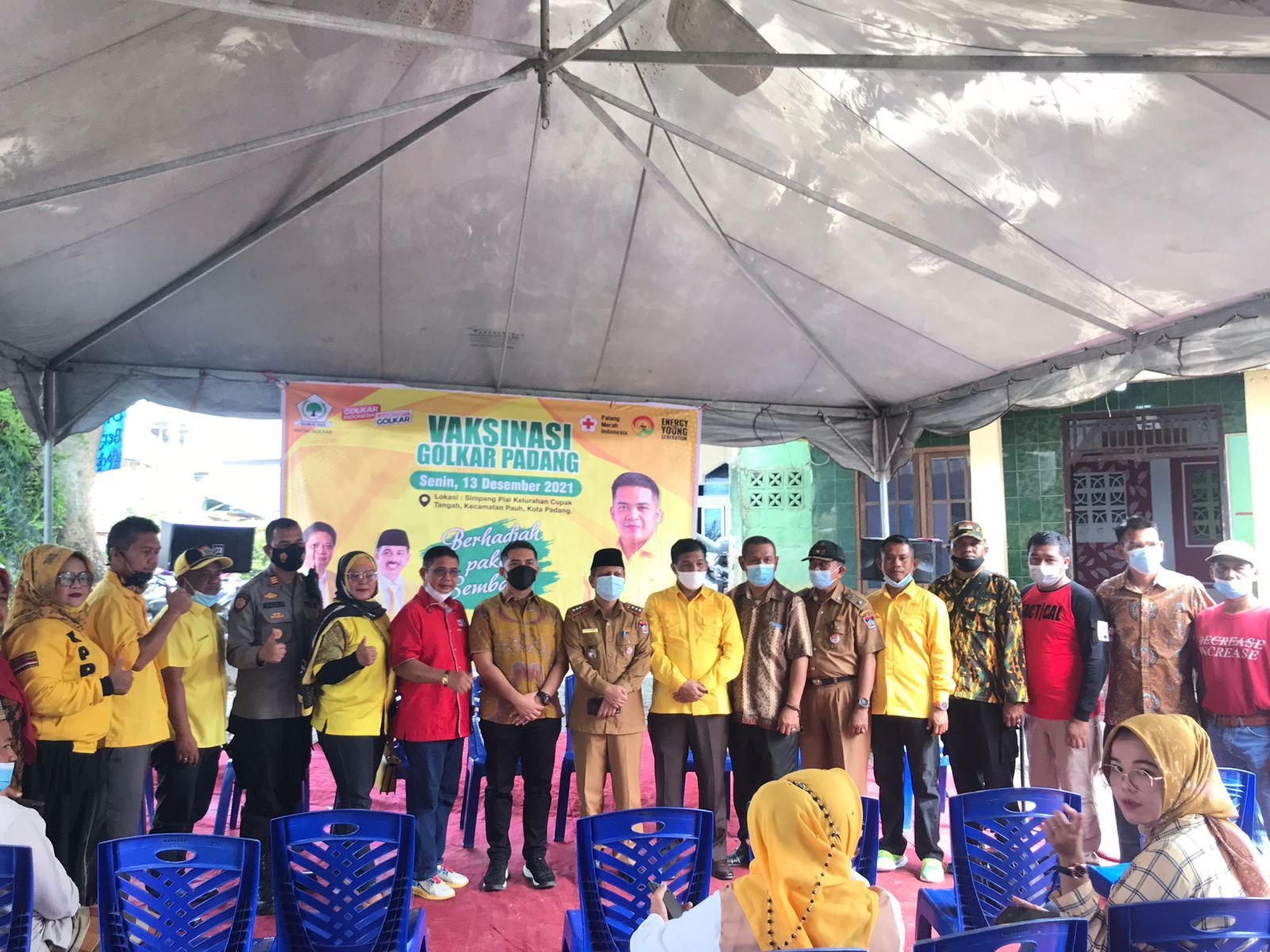 Gerakan Vaksinasi Massal Golkar Padang Lebihi Target