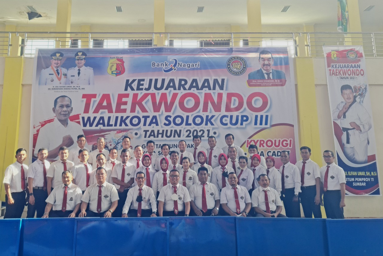 Kejuaraan Taekwondo Walikota Solok Cup III/2021, Momen 45 Wasit Nasional dari 5 Provinsi Bertugas