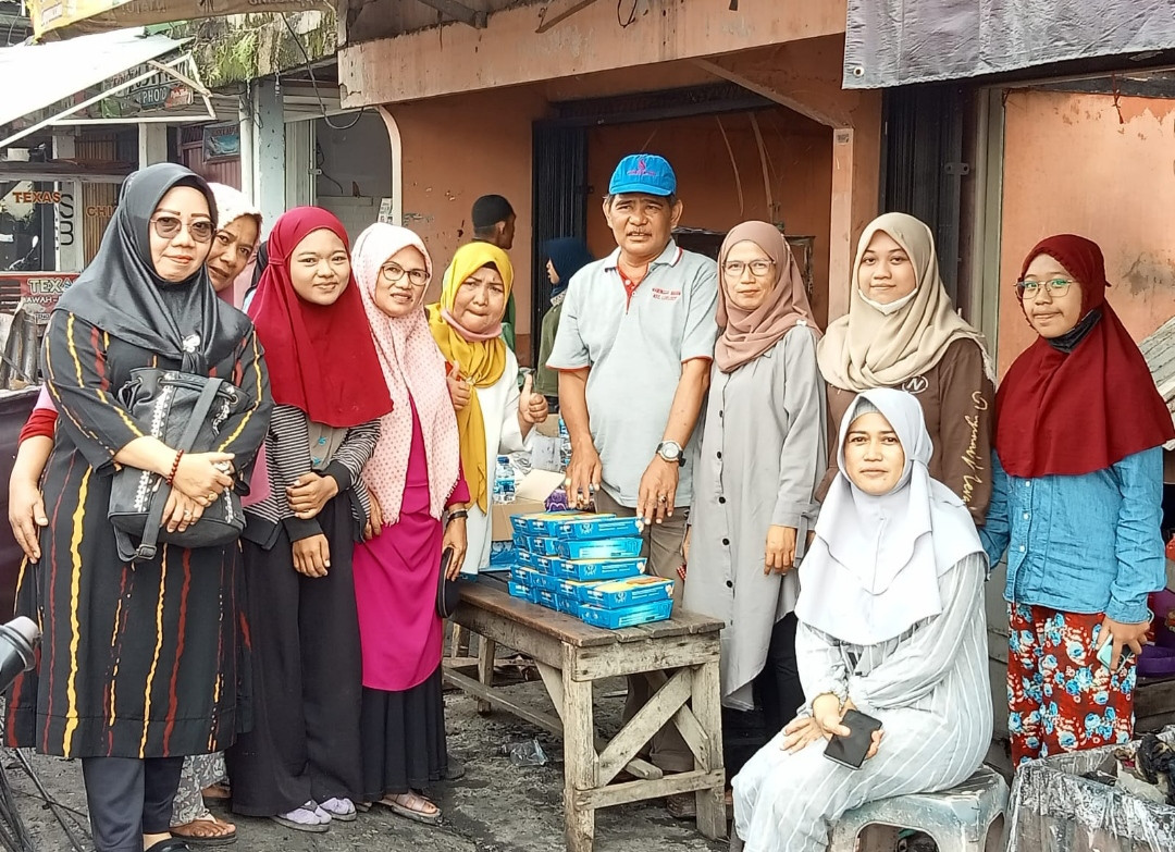 MR Box Aksi Donatur Pertama Bantu Korban Kebakaran Bandar Buat