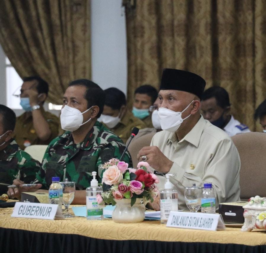 Siapkan Lima Hadiah Umroh, Gubernur Instruksikan Optimalisasi Vaksinasi Hingga Akhir Tahun.