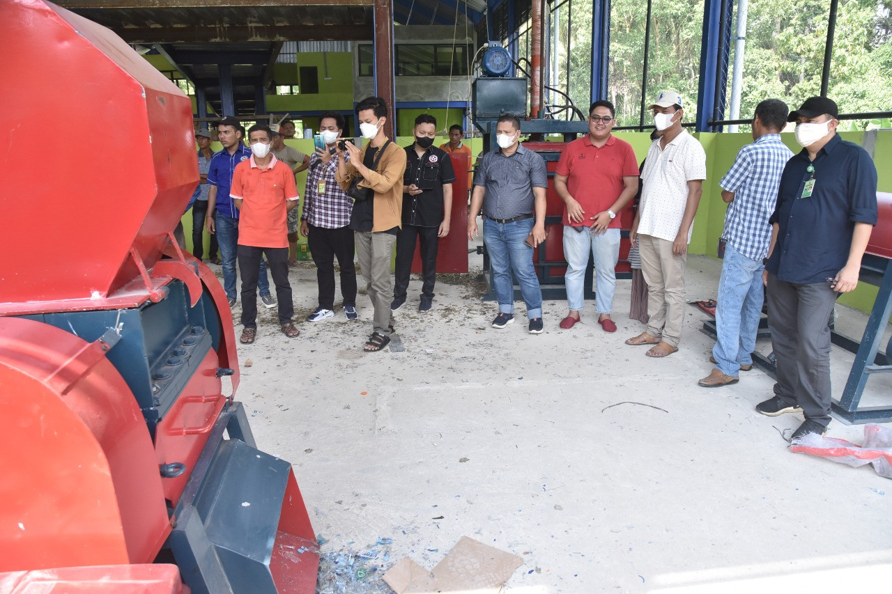 Direktur KLHK RI Beri Bantuan Rp 3,4 M pada Wako Pariaman