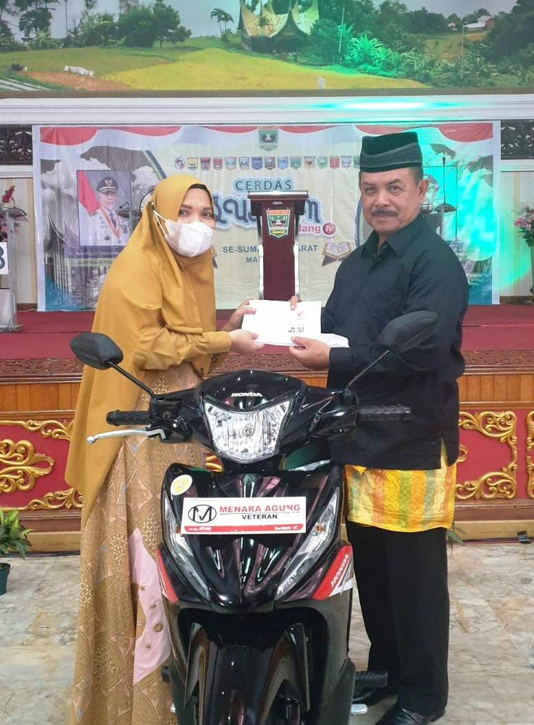 Fauzi Bahar: Hadiah 1 Unit Sepeda Motor Buka Harapan Siswa SMP Se-Sumbar Giat Baca Al-Quran