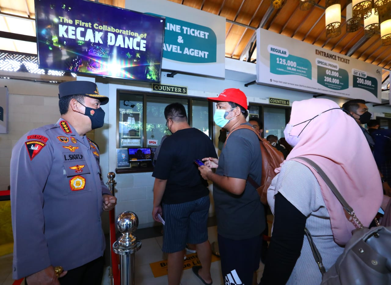 Kendalikan Laju Covid-19, Kapolri Minta Objek Wisata Terapkan Protokol Kesehatan 