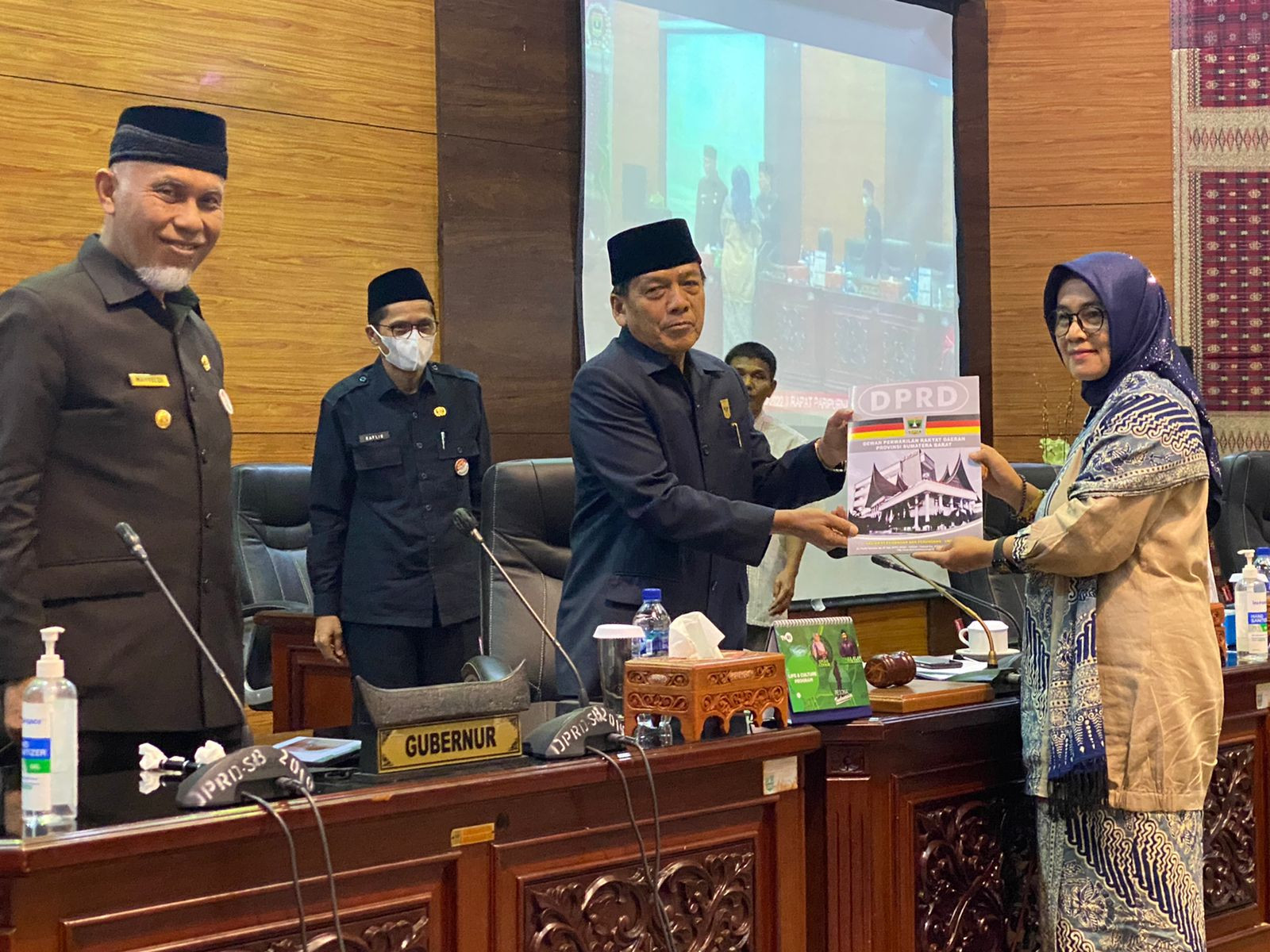 Fraksi Gerindra Usul Pemutihan Pajak Kendaraan Menunggak di Sumbar