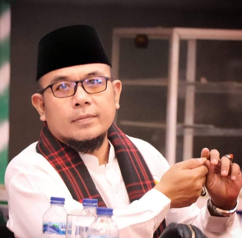 Komisioner KI Arif Yumardi Sah Ketuai Monev dan Anugerah KIP Sumbar