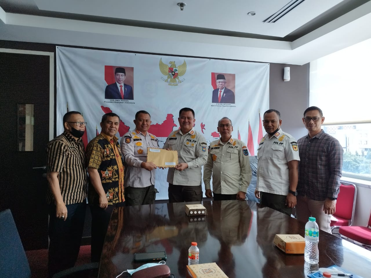 Kementerian Dalam Negeri,  Memberikan Saran-saran Untuk Satpol PP Kota Padang