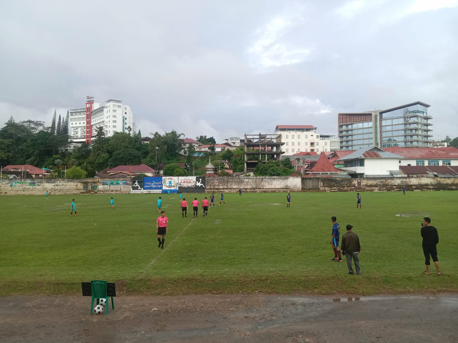 Piala KASAD: Kesebelasan Ponpes Prof. Dr. Hamka Taklukkan Ponpes TI Tarusan Kamang 2-1 