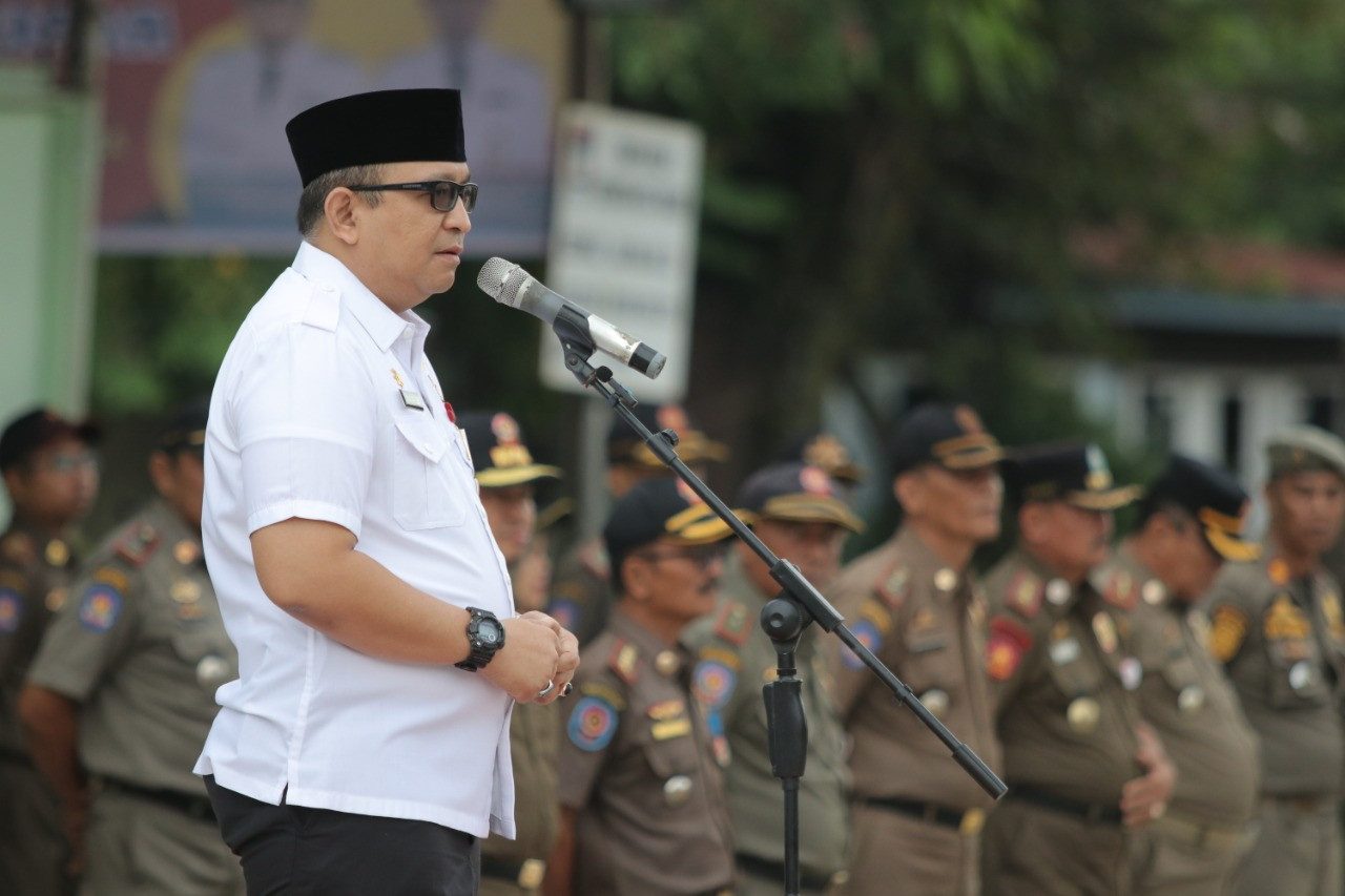 Sekda Kota Padang Berikan Apresiasi Kepada Seluruh Personel Satpol PP Padang