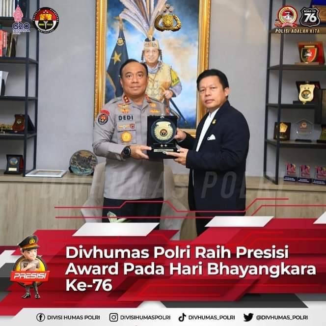 Penghargaan Divhumas Polri Raih Presisi Pada Hari Bhayangkara Ke-76