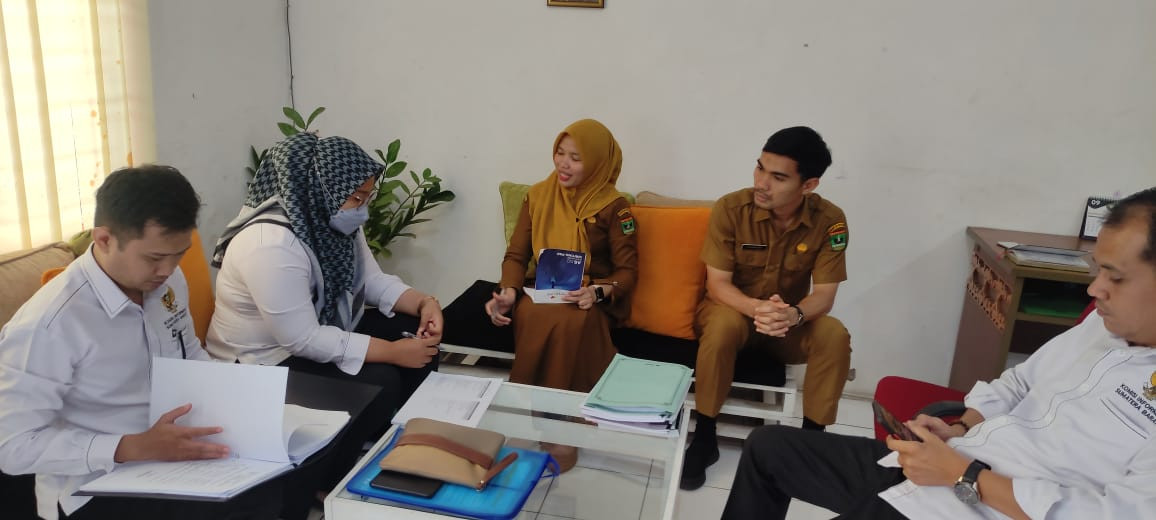 Verfak Monev KI Sumbar Dimulai dari Disdukcapil Sumbar
