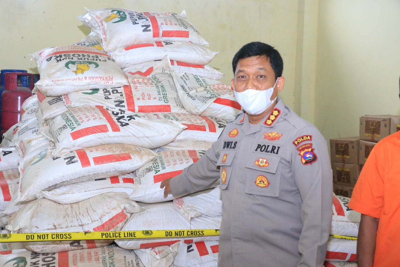 Polisi Tangkap Pelaku yang Memproduksi Pupuk tidak sesuai Label