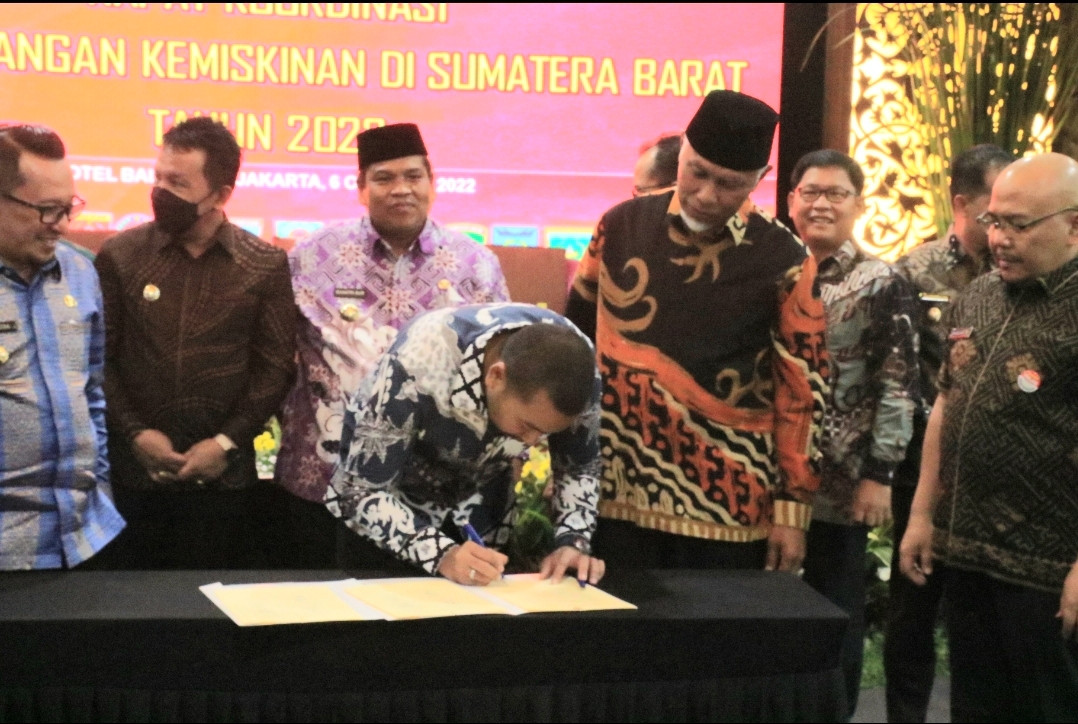 Gubernur Sumbar Buka Rakor Penanggulangan Kemiskinan Tahun 2022