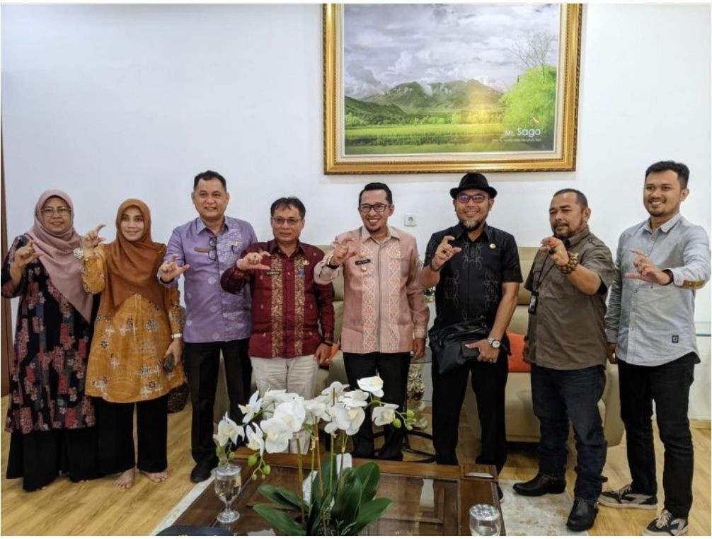Tim Verfak Monev KI Sumbar,Disambut Bupati