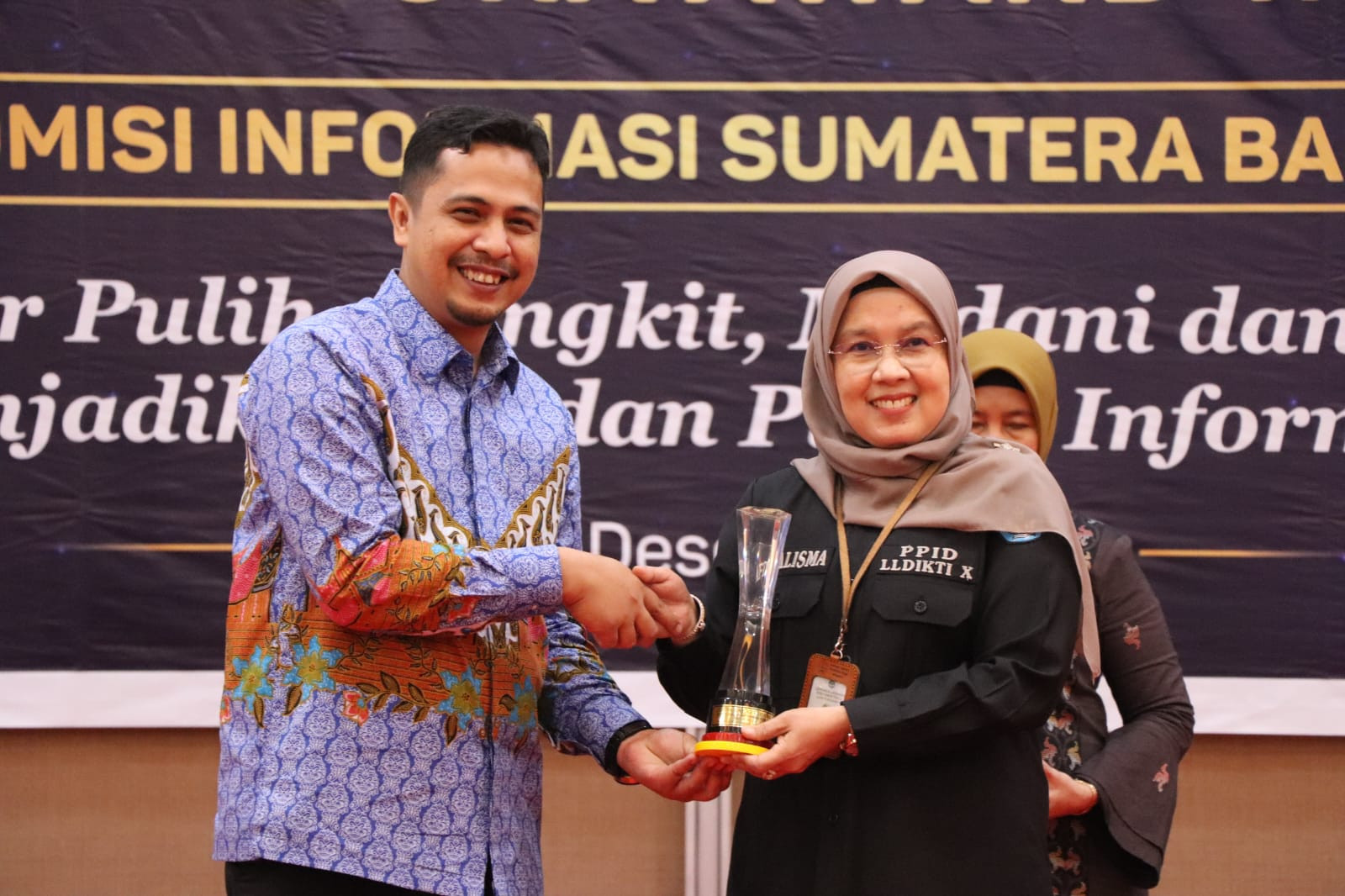 Ketua KI Sumbar, Nofal Wiska: Kami Terus Mendorong Badan Publik Terus Berbenah
