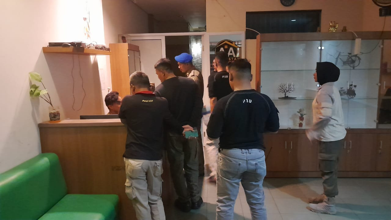 Penginapan kedapatan Menerima Pasangan Bukan Suami Istri, Sat Pol PP Langsuang Tindak