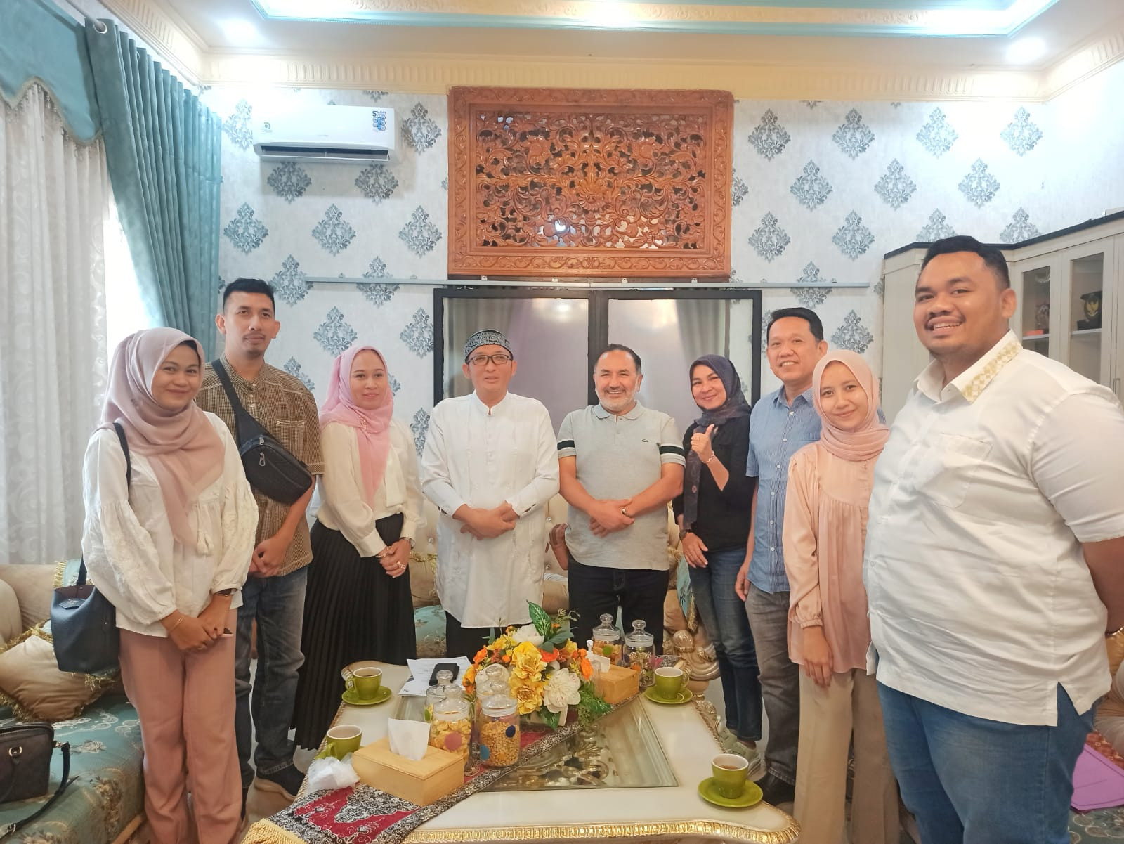 Dijamu Walikota Padang, Hidalgo GM Pusat Halal Chile Tersanjung  