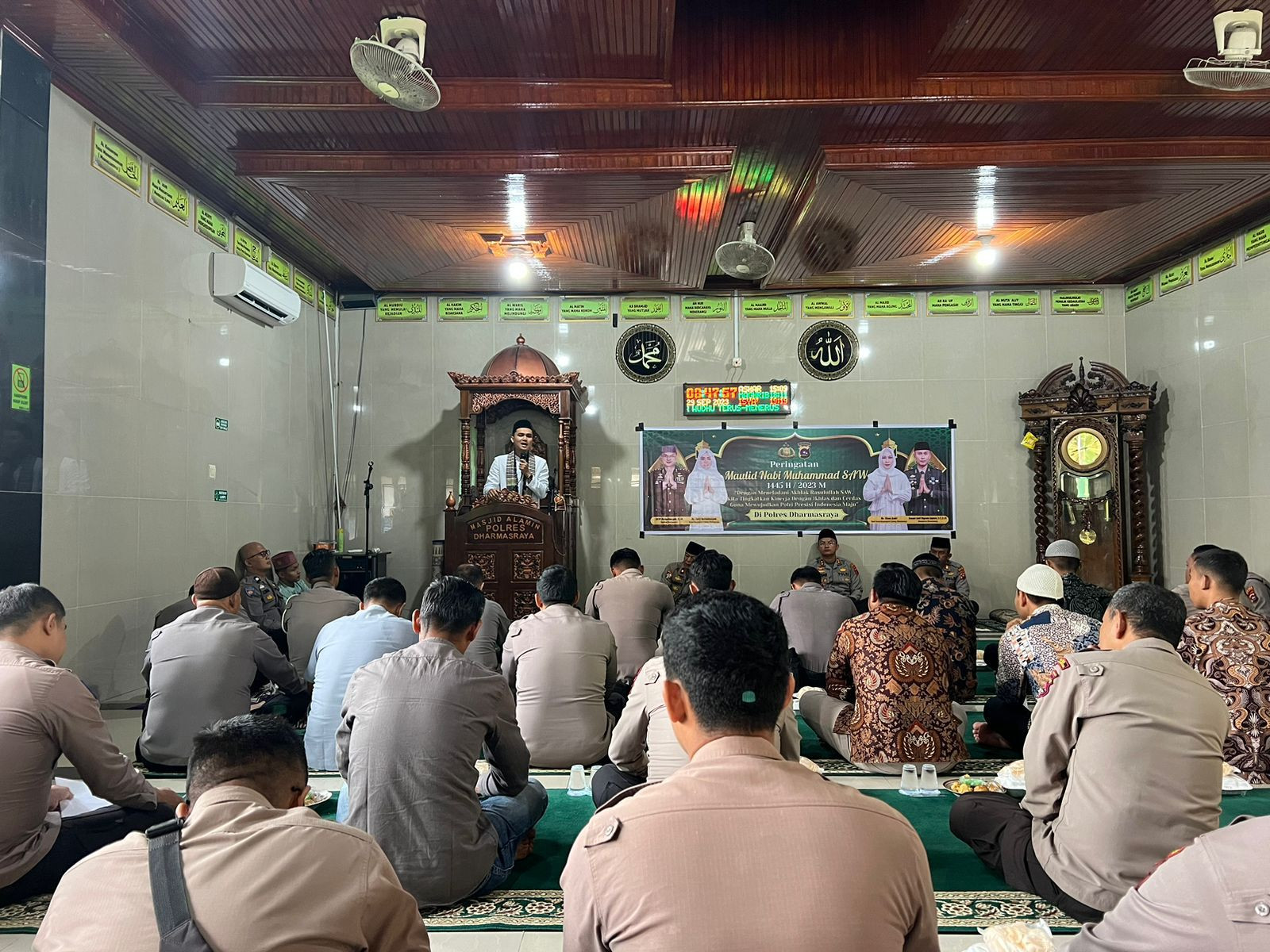 Polres Dhamasraya Beserta Jajaran, Peringati Maulid Nabi Muhammad SAW Tahun 1445
