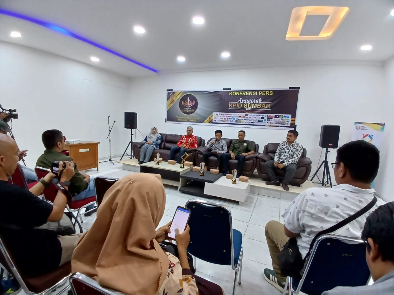 KPID Sumbar Gelar Malam Anugerah KPID Award 