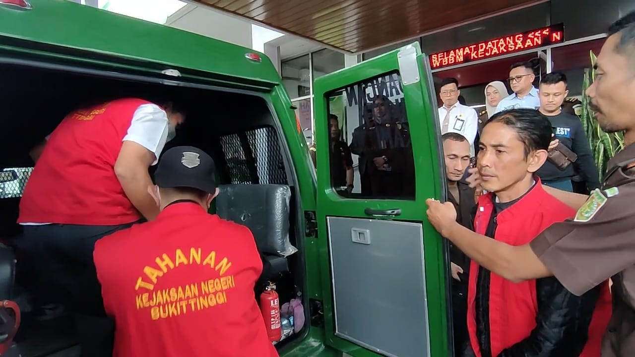 Jaksa Penuntut Umum Kejari Bukittinggi Penjarakan 6 Tersangka Pasar Atas