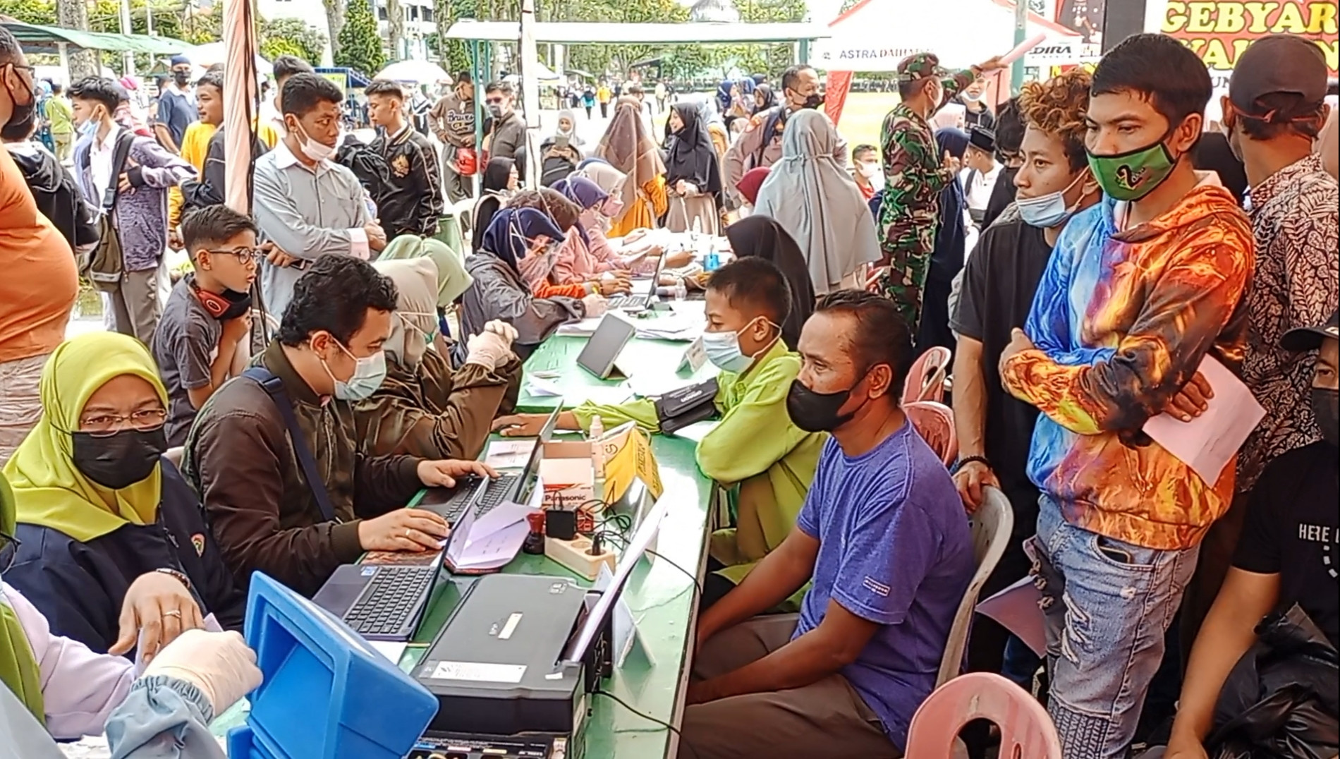 Jangan Percaya HOAX Tentang Vaksin Covid-19 di Medsos