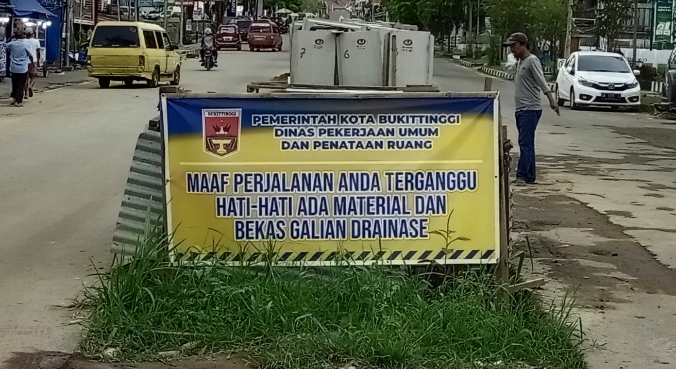 Masyarakat Bisa Gugat Pemko Bukittinggi Akibat Mangkrak Proyek Drainase