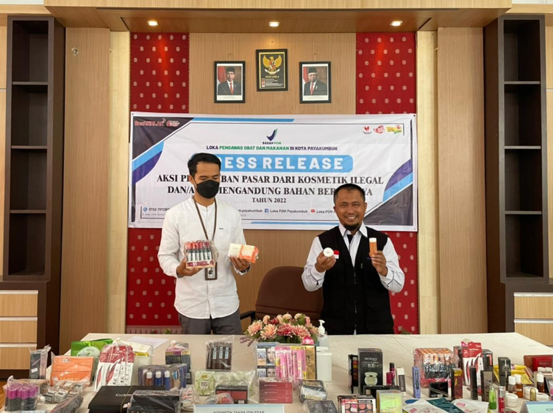 Loka POM Payakumbuh Aksi Penertiban Pasar dari Kosmetik Ilegal dan atau Mengandung Bahan Berbahaya
