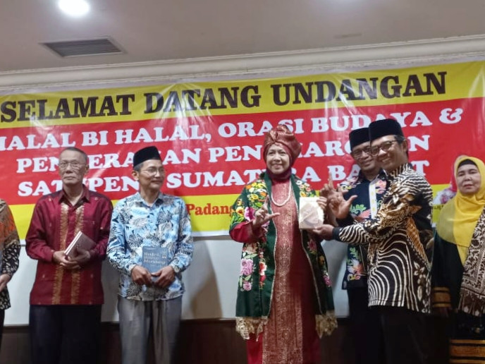 Tingkatkan Hasil Karya, Penulis Harus Banyak Baca Karya Penulis Hebat