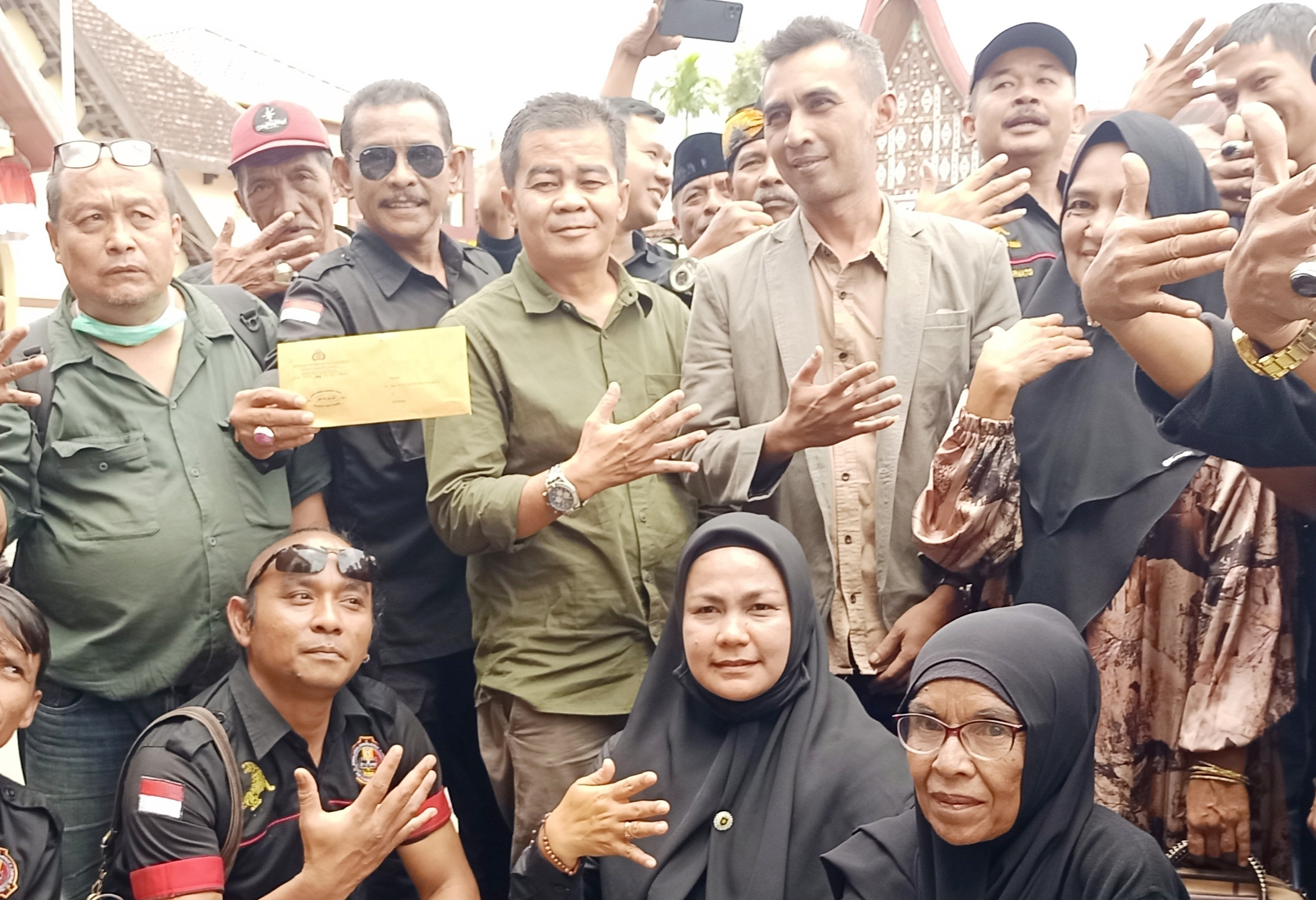 Walikota Erman Safar Telah Diperiksa Polresta Bukittinggi Kasus Dugaan Inses di Rumah Dinas 