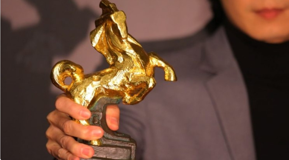 Film Dokumenter Tentang Demo Hong Kong Menang di Golden Horse Awards