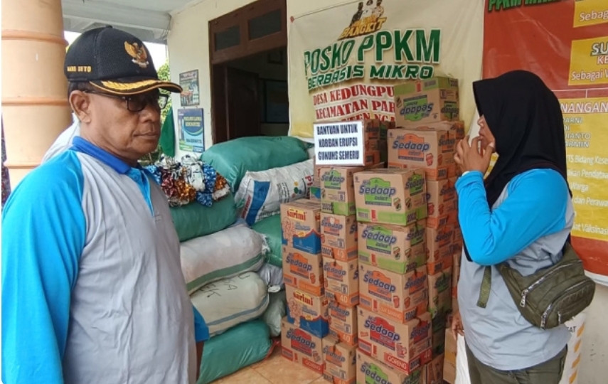 Luar Biasa Warga Ngawi Galang Bantuan Bencana Erupsi Gunung Semeru