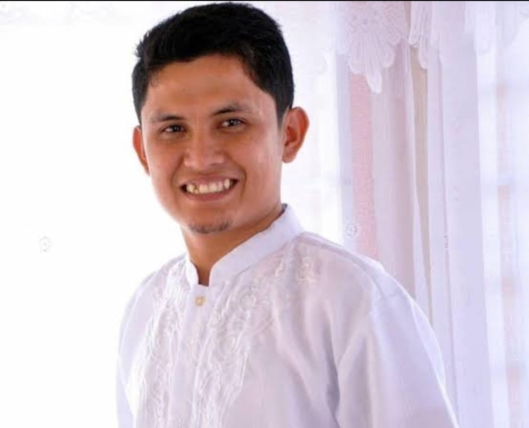Menohok Media, Edo Sebut HL  Abien Berbayar