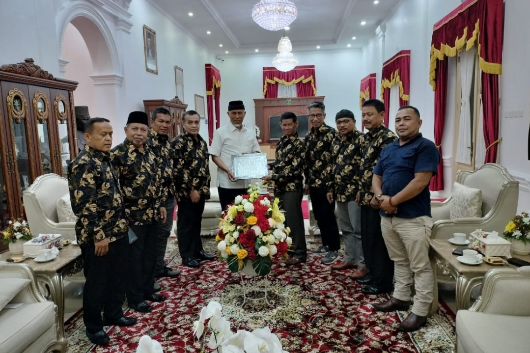 PWI Audiensi dengan Gubernur Sumbar, Bersinergi Jadikan Sumbar Tuan Rumah Porwanas 2025