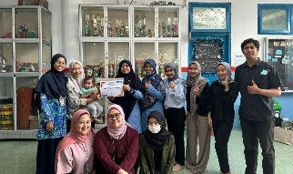 Edukasi Pentingnya Pemeliharaan Kesehatan Gigi dan Mulut Pada Remaja Siswa 