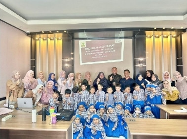 Kerja Sama Falkutas Kedokteran Gigi Universitas Andalas dan Tk IT Azkia III Padang