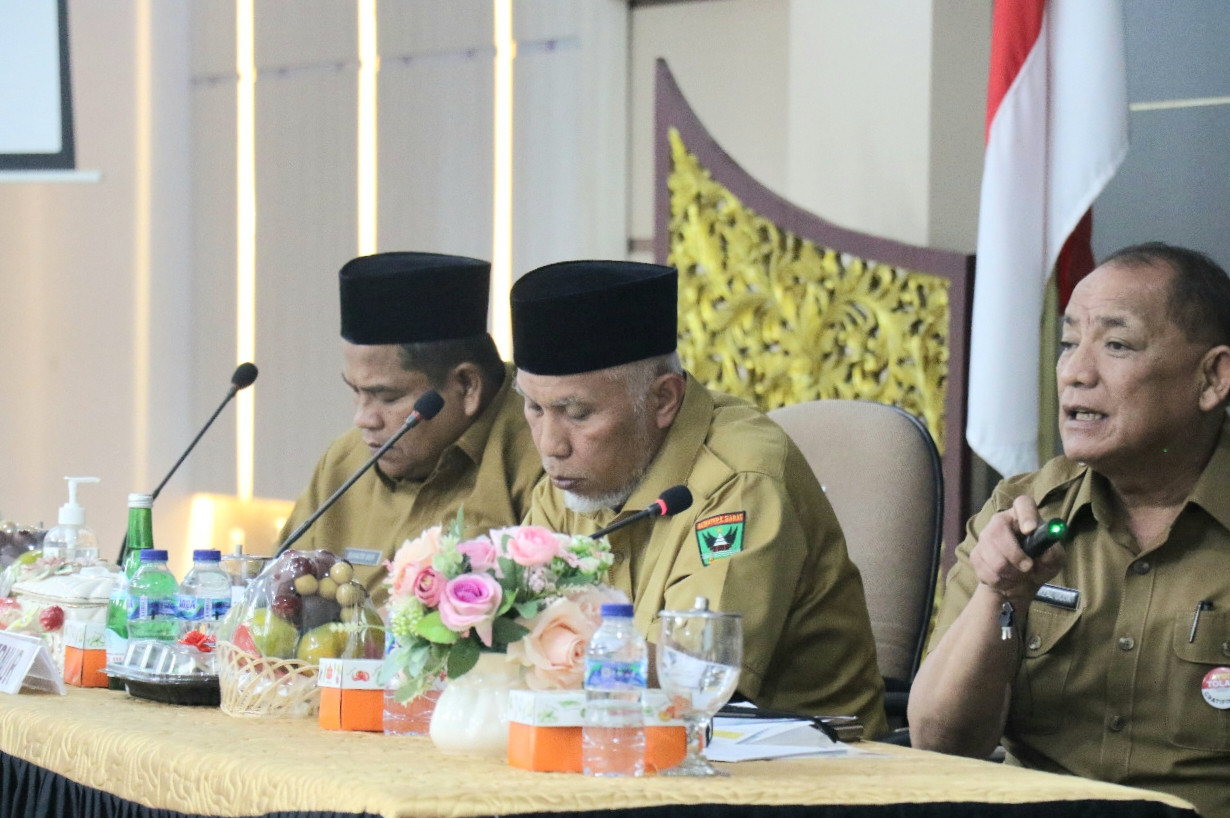 Gub Sumbar Minta Segera Tuntaskan Pembebasan 571 Bidang Lahan Jalur Tol